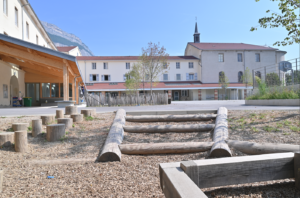 Ecole cour