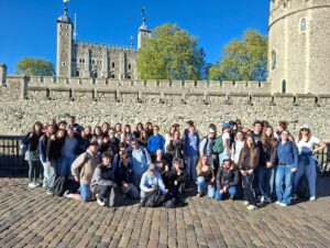 7b4631e0-964c-4d37-8753-f597127b92b0